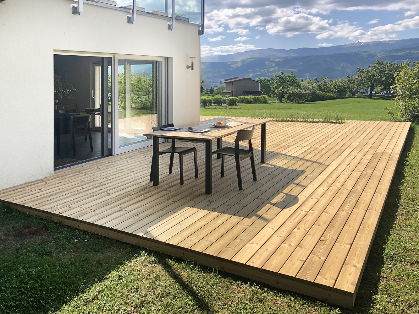 Boden und Terrassen von der Schreinerei Schmutz Boden und Terrassen von der Schreinerei Schmutz