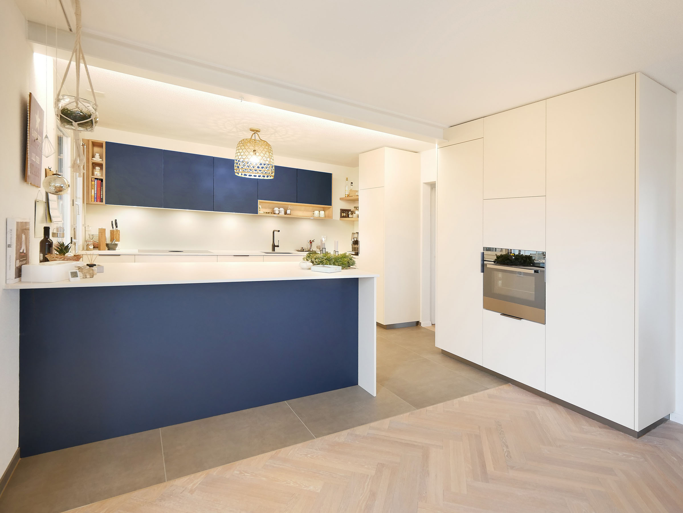 Küchengalerie vom Küchenbauer – Schreinerei Schmutz Küchengalerie vom Küchenbauer - Schreinerei Schmutz