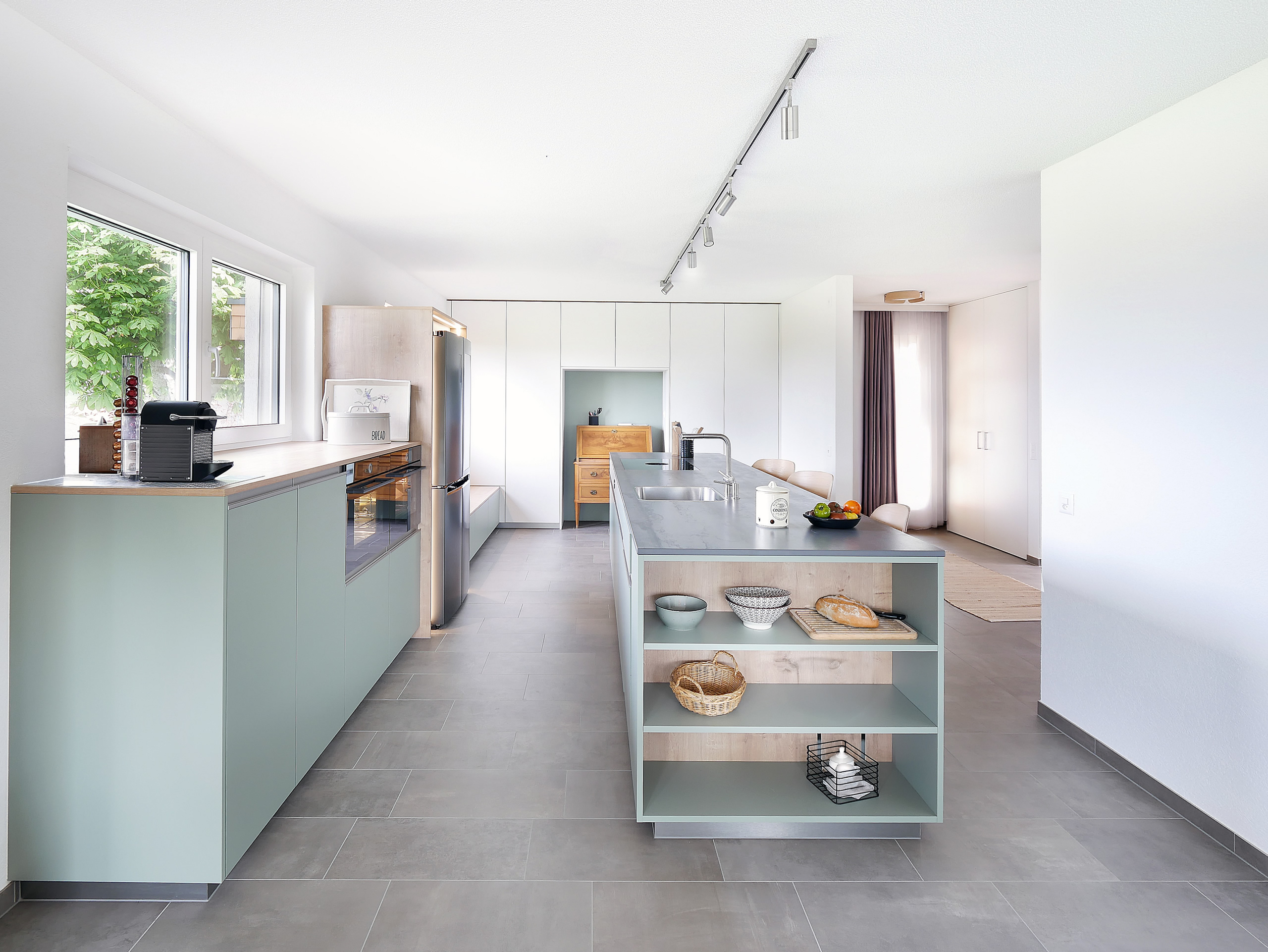 Küchengalerie vom Küchenbauer – Schreinerei Schmutz Küchengalerie vom Küchenbauer - Schreinerei Schmutz